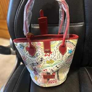 NWT Dooney & Bourke North South Cindy Tote Bag